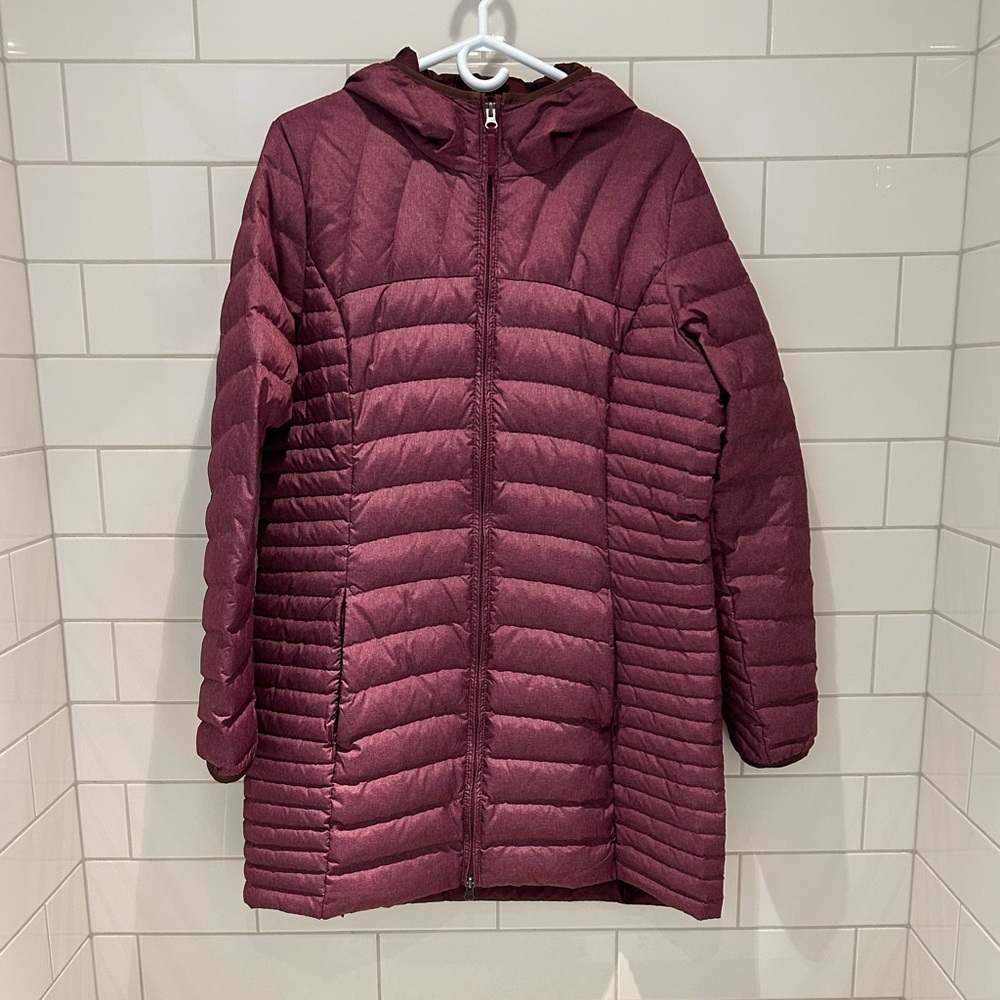 Eddie Bauer Women’s Tall
Insulated Down Coat w/Hood